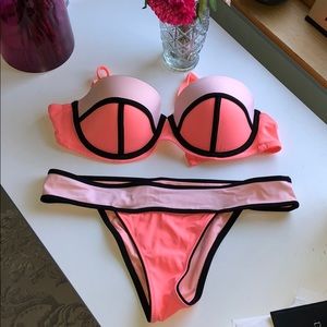 Bandeau bikini